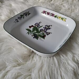 1990 Vintage Royal Worchester Sage Deep Dish